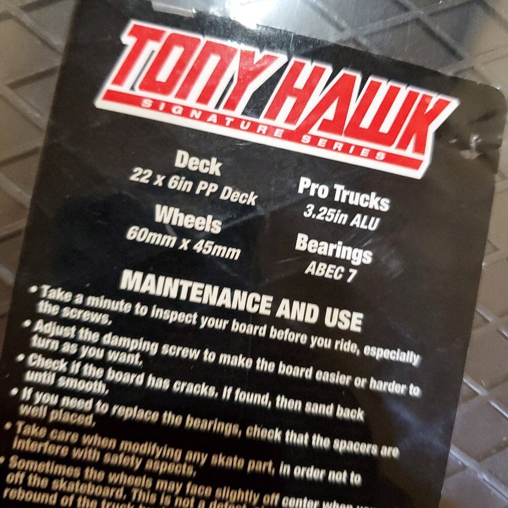 Tony Hawk Black Mini Skateboard Signature Series 22"L x 6"W New Sealed - Picture 13 of 13
